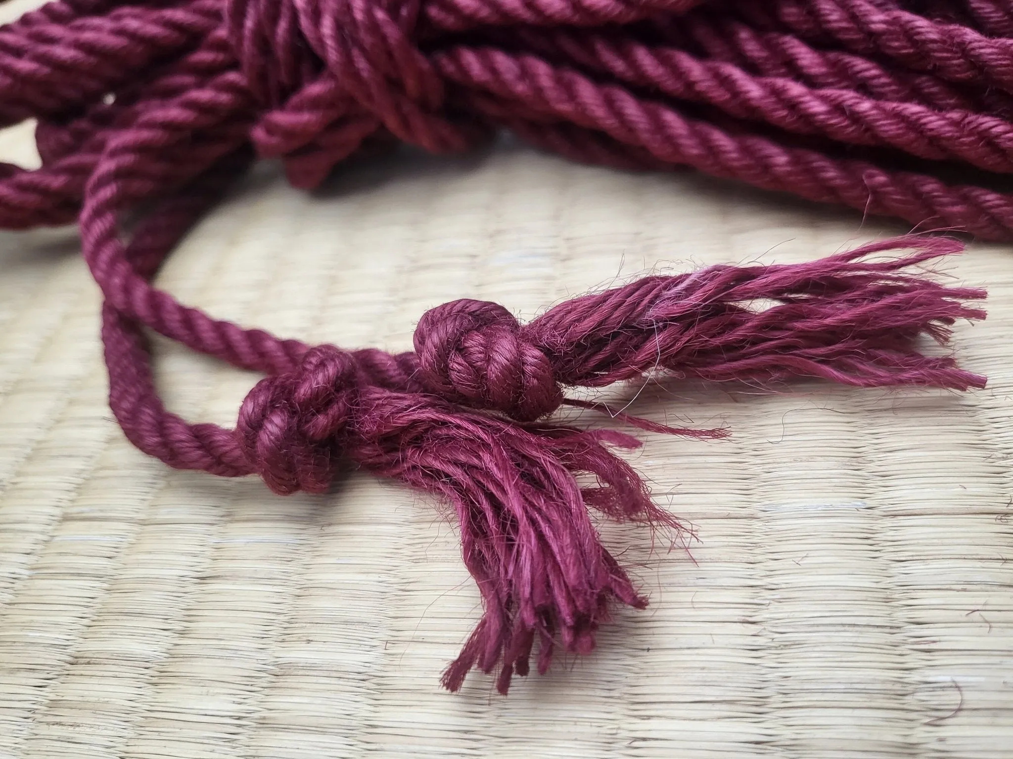 Cherry red - Fully treated jute shibari bondage rope.