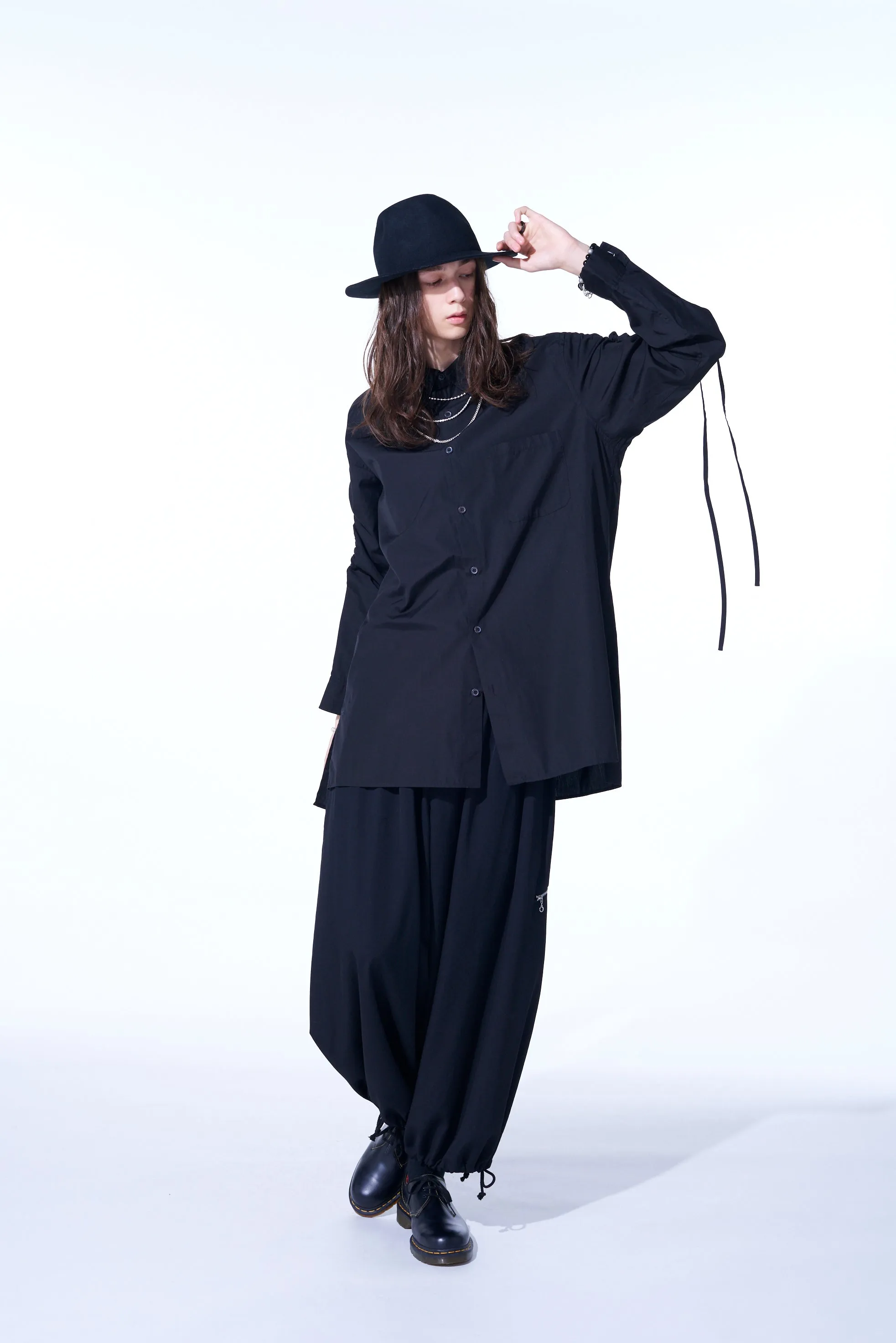 COTTON BROAD CLOTH OVERSIZED SHIRT WITH GATHERED STRINGS